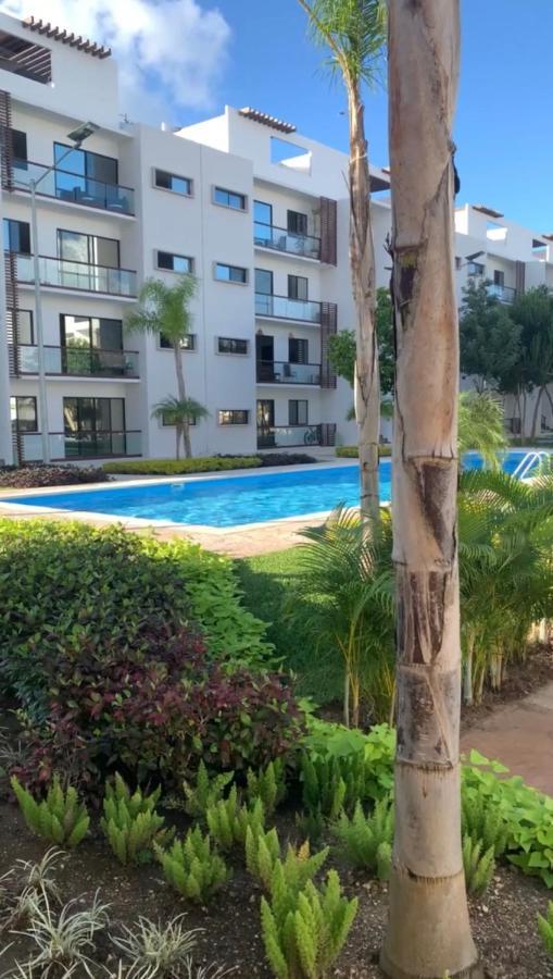 Yellowsub Apartments Cancun Bagian luar foto
